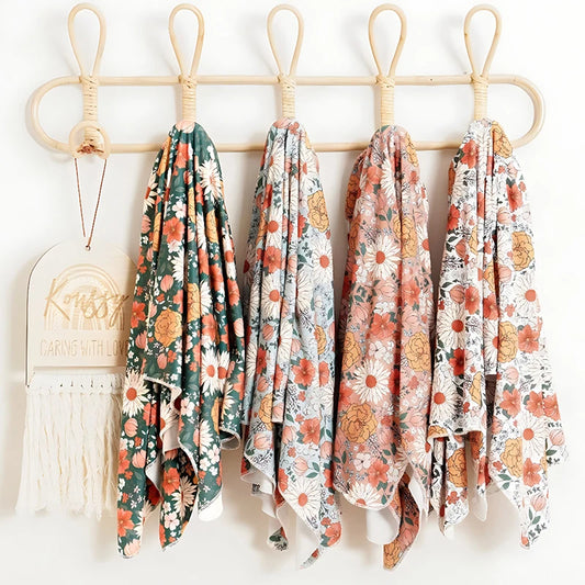 Otulacz niemowlęcy w zestawie - 4 elementy Otulacz niemowlęcy w zestawie - 4 elementy