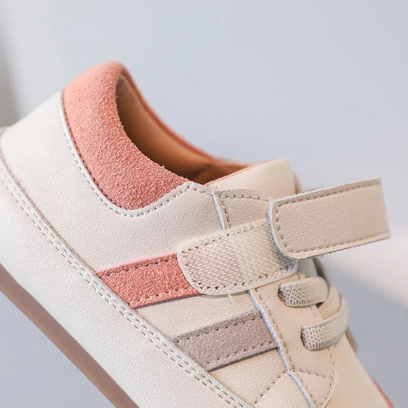 Buty dziewczęce trampki z szerokim czubkiem Buty dziewczęce trampki z szerokim czubkiem