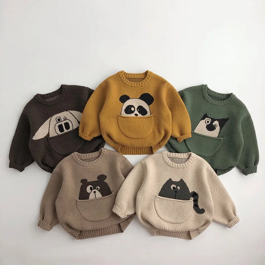 Sweter dziewczęcy ze zwierzątkiem i kieszonką Sweter dziewczęcy ze zwierzątkiem i kieszonką