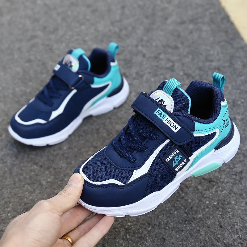 Buty chłopięce sportowe z rzepem i sznurówkami - Miziu.pl