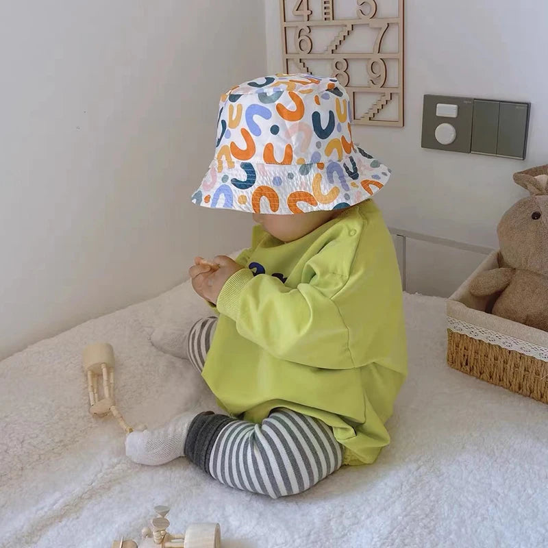 Dwustronna czapka niemowlęca typu bucket - Miziu.pl