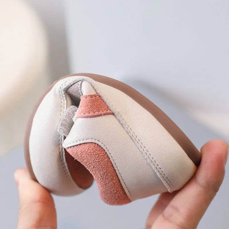 Buty chłopięce trampki z szerokim czubkiem - Miziu.pl