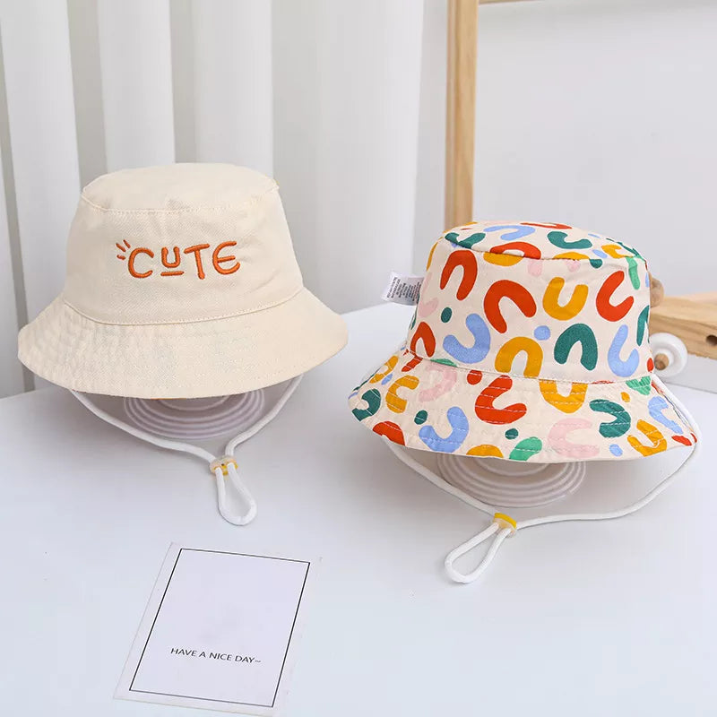 Czapka bucket dwustronna dla dziewczynki Czapka bucket dwustronna dla dziewczynki Beżowy