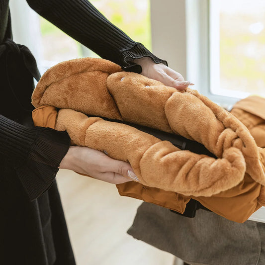 Mufka do wózka z miejscem na telefon - wodoodporna i ocieplana Mufka do wózka z miejscem na telefon - wodoodporna i ocieplana