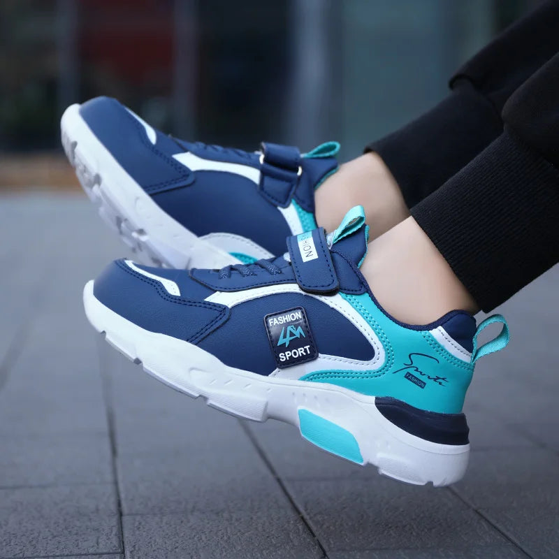 Buty chłopięce sportowe z rzepem i sznurówkami - Miziu.pl