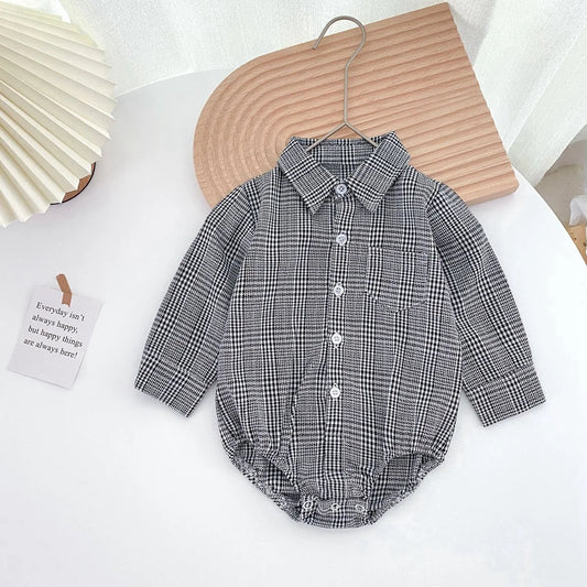 Elegancka koszula niemowlęca w kratę w formie body z długim rękawem Elegancka koszula niemowlęca w kratę w formie body z długim rękawem