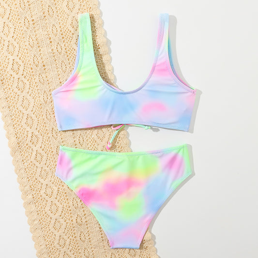 Dwuczęściowy strój kąpielowy dla dziewczynki w motyw tie dye Dwuczęściowy strój kąpielowy dla dziewczynki w motyw tie dye