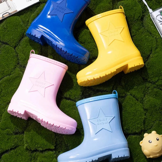 Kalosze dziecięce z gwiazdką Kalosze dziecięce z gwiazdką