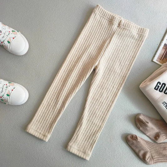 Legginsy dziewczęce zimowe z ciepłym podszyciem Legginsy dziewczęce zimowe z ciepłym podszyciem