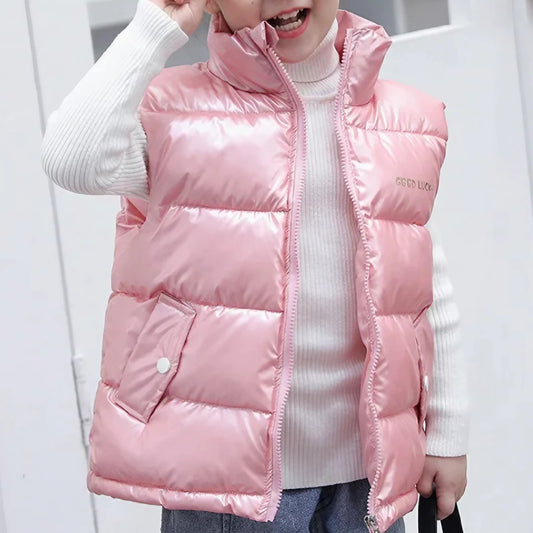 Bezrękawnik dziewczęcy z połyskującego materiału Bezrękawnik dziewczęcy z połyskującego materiału