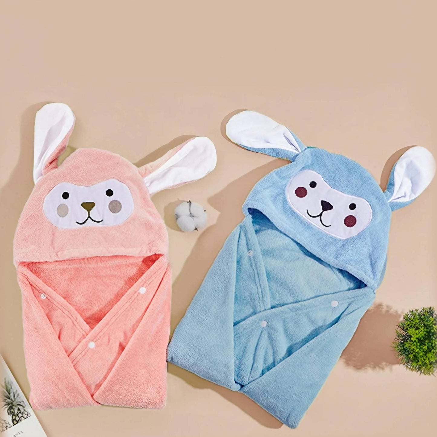 Ponczo kąpielowe z kapturem i długimi uszami