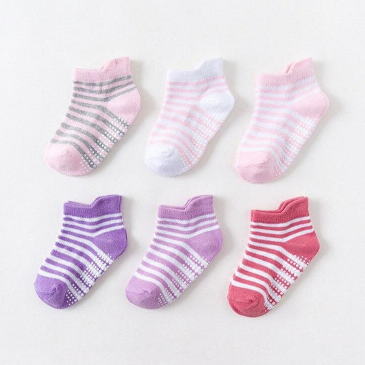 Zestaw 6 par antypoślizgowych skarpetek dla dziewczynki Zestaw 6 par antypoślizgowych skarpetek dla dziewczynki