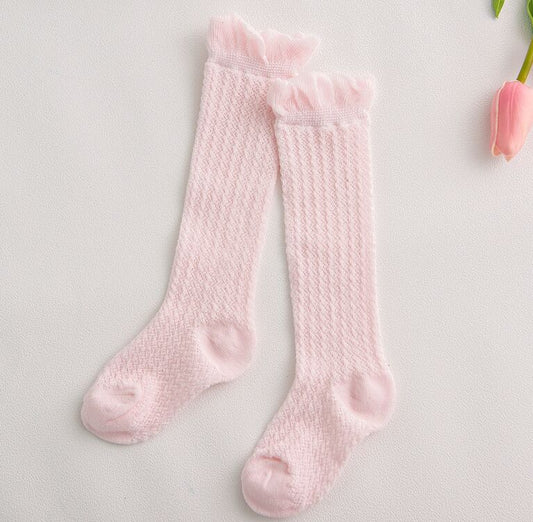 Długie skarpetki dziewczęce w siateczkę Długie skarpetki dziewczęce w siateczkę