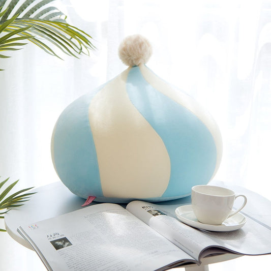 Poduszka dekoracyjna w kształcie pierożka Poduszka dekoracyjna w kształcie pierożka