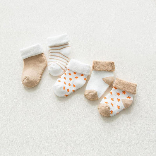 Zestaw 5 par bawełnianych skarpetek dla noworodków Zestaw 5 par bawełnianych skarpetek dla noworodków