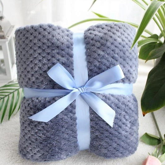 Przytulny kocyk dla dzieci super puszysty Przytulny kocyk dla dzieci super puszysty Ciemny niebieski