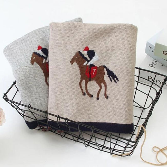 Kocyk dzianinowy konik 100x80cm Kocyk dzianinowy konik 100x80cm