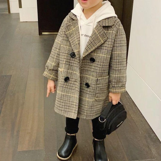 Elegancki płaszczyk chłopięcy w kratę Elegancki płaszczyk chłopięcy w kratę