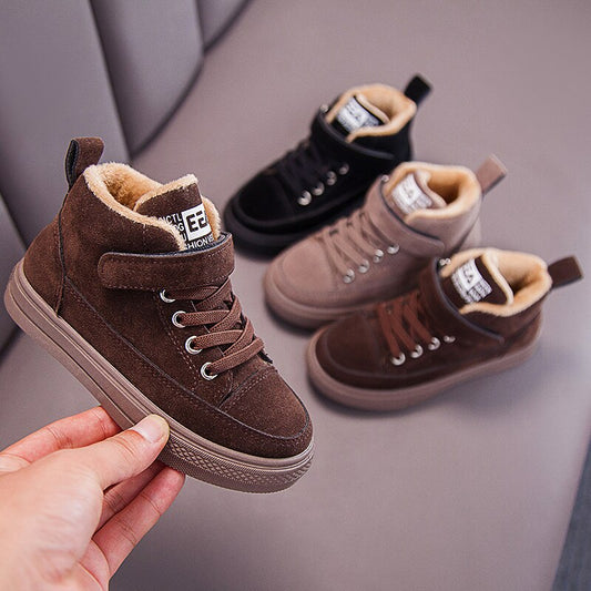 Zamszowe buty ocieplane na rzepy Zamszowe buty ocieplane na rzepy