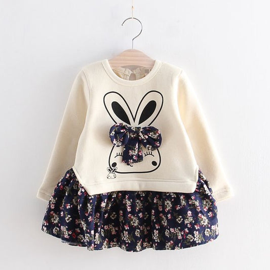 Dziewczęca sukienka z króliczkiem Dziewczęca sukienka z króliczkiem