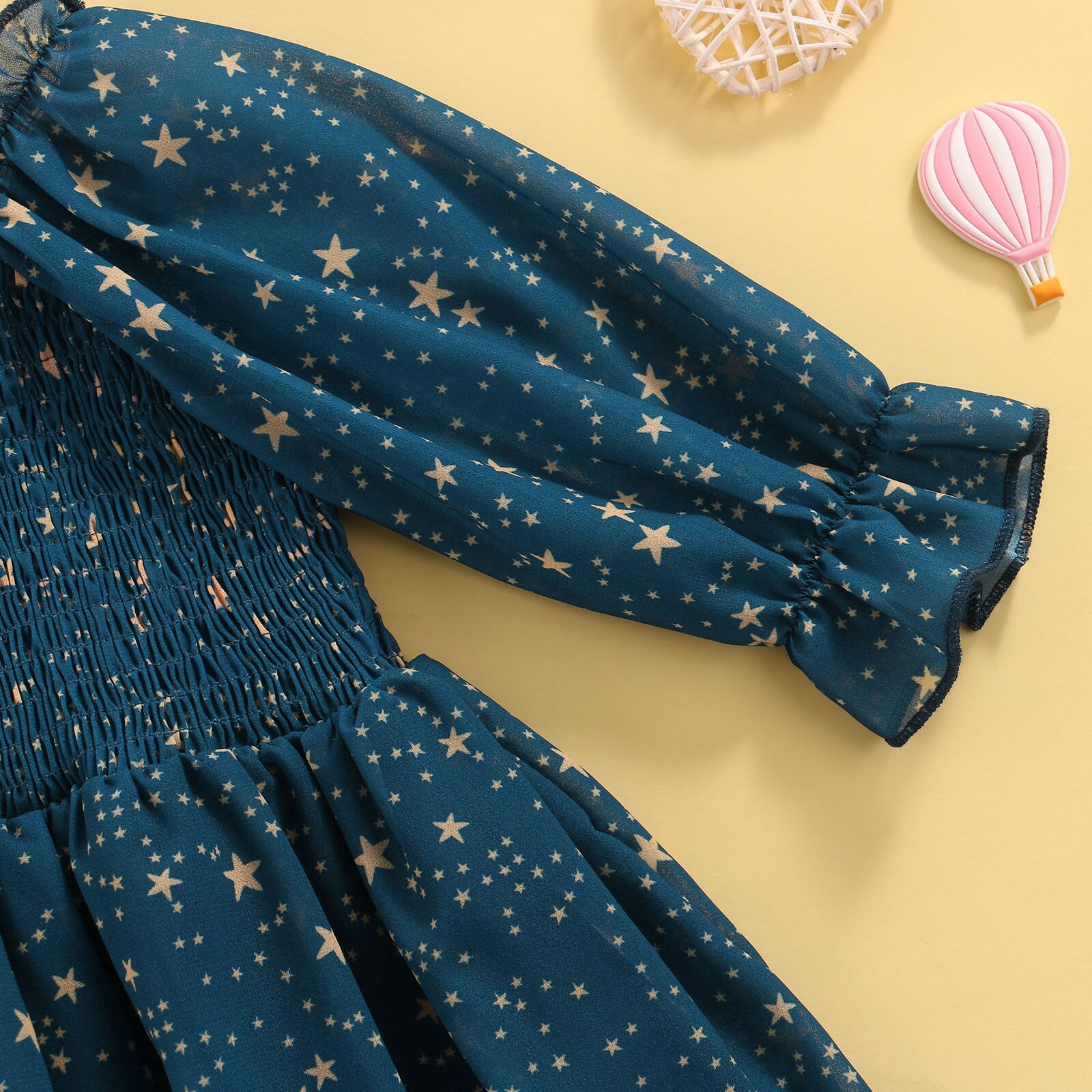 Niemowlęca sukienka w gwiazdeczki Niemowlęca sukienka w gwiazdeczki