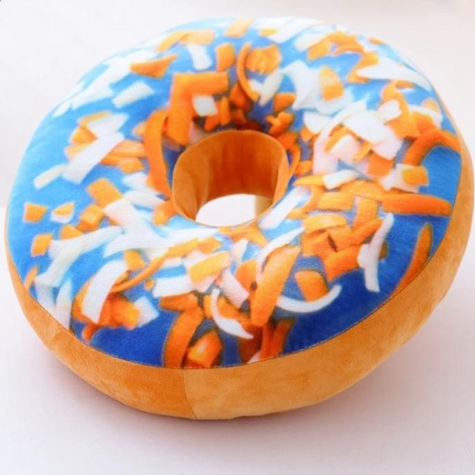 Poduszka dekoracyjna w kształcie donut-a Posypka toffie