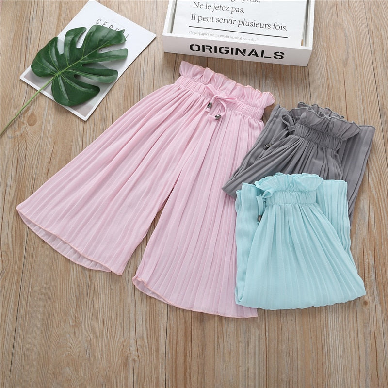 Letni komplet z dłuższymi spodenkami