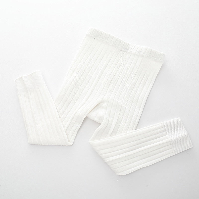 Ciepłe legginsy dziewczęce Ciepłe legginsy dziewczęce Biały