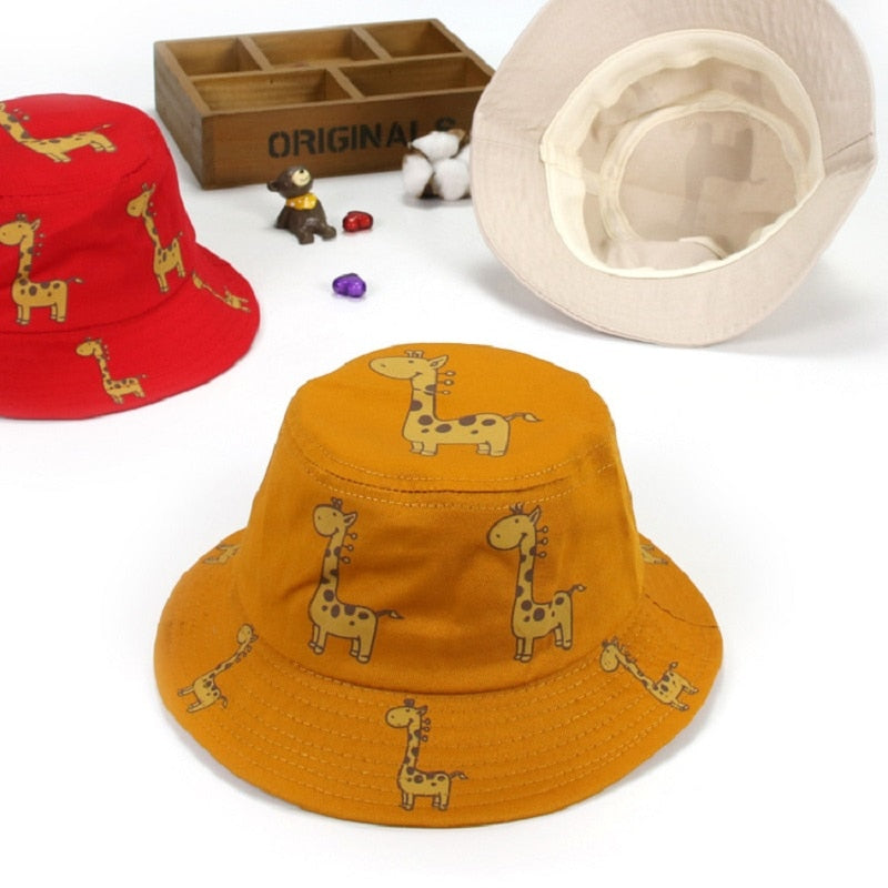 Niemowlęca letnia czapeczka bucket hat w żyrafy - Miziu.pl