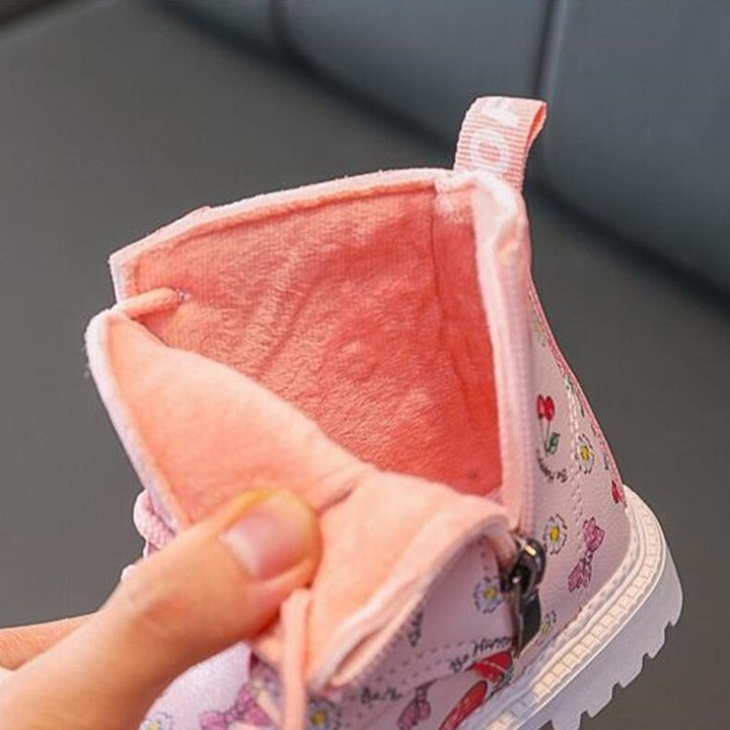 Buty traperki dla dziewczynki we wzory - Miziu.pl
