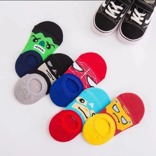 Chłopięce skarpetki z motywem bohaterów Chłopięce skarpetki z motywem bohaterów 1 para zestaw 1