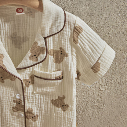 Piżamka dla dziewczynki z misiami i krótkim rękawkiem