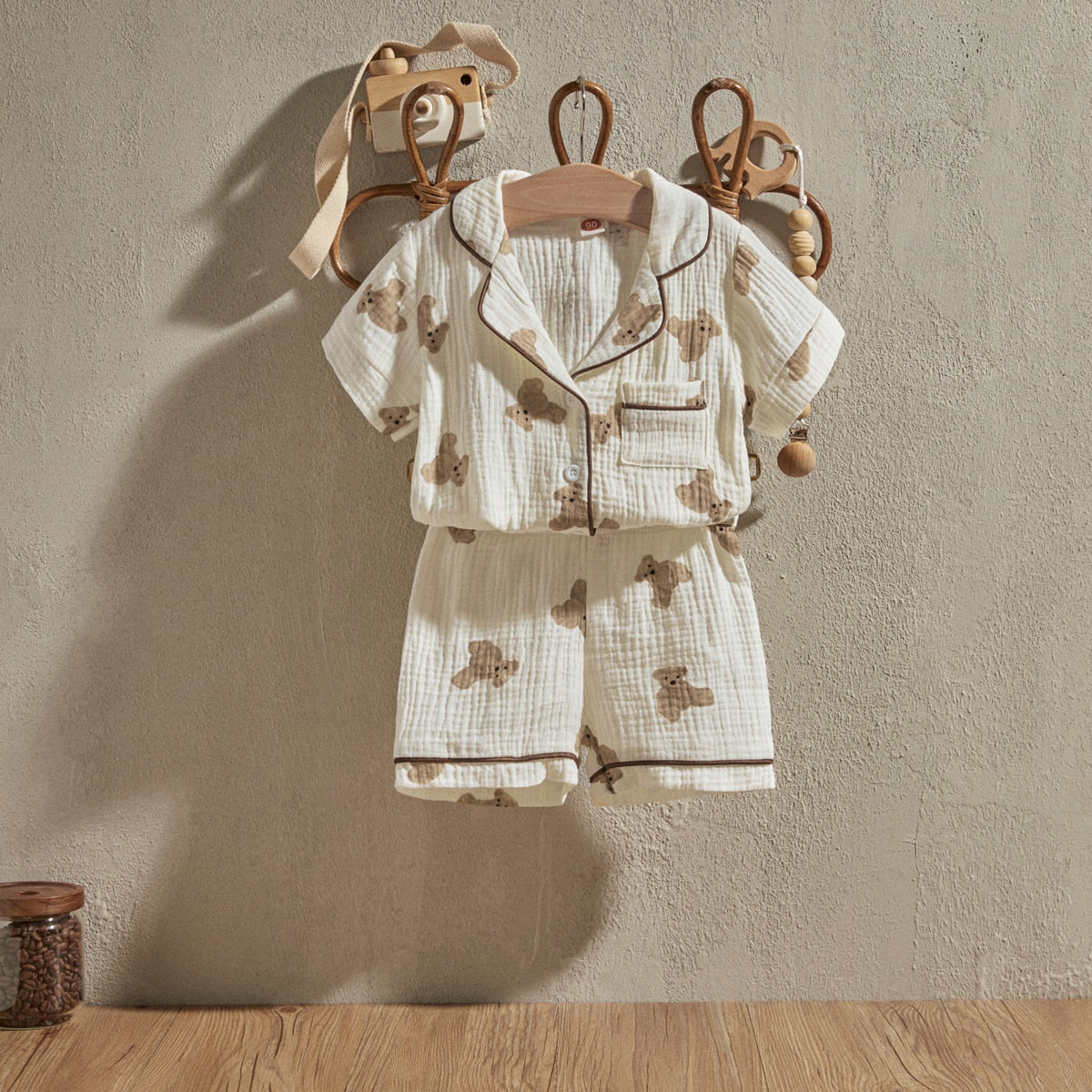 Piżamka dla dziewczynki z misiami i krótkim rękawkiem Beżowy