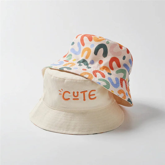 Dwustronna czapka niemowlęca typu bucket Dwustronna czapka niemowlęca typu bucket Beżowy