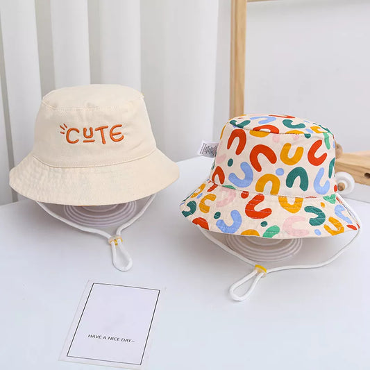 Czapka bucket dwustronna dla dziewczynki Czapka bucket dwustronna dla dziewczynki