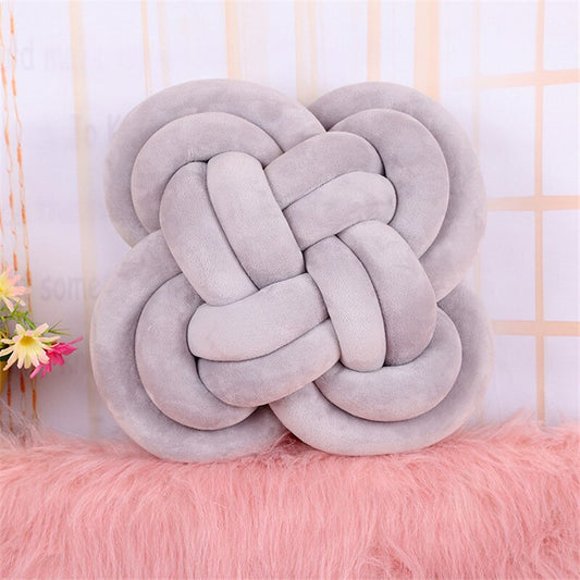 Supełkowa poduszka pleciona z warkoczy Supełkowa poduszka pleciona z warkoczy Szary