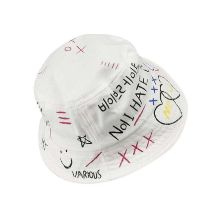 Kapelusz niemowlęcy z napisami Biała z napisami