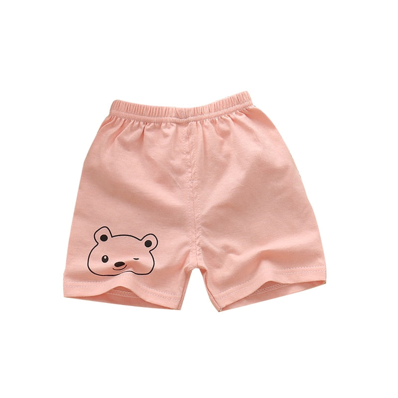 Krótkie spodenki chłopięce ze wzorkami Pudrowy róż w misia
