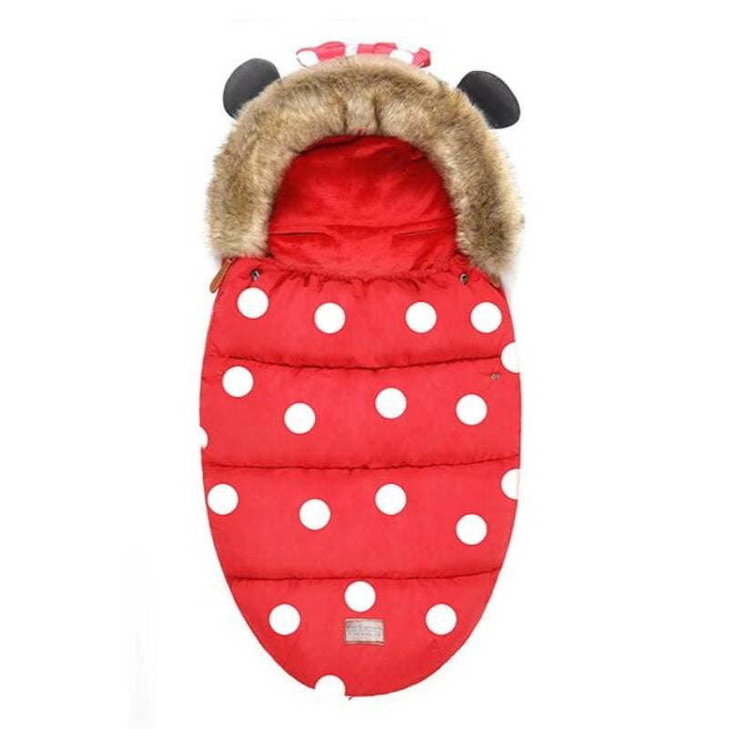 Ciepły śpiworek w kropki z futerkiem do wózka Czerwony w białe kropki